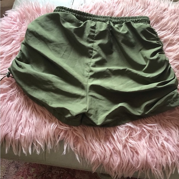 Julie&Joy Runnung Shorts - Picture 7 of 7